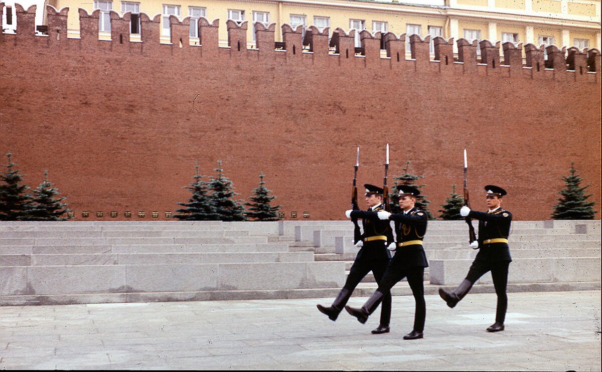 Ru_land_1978_04